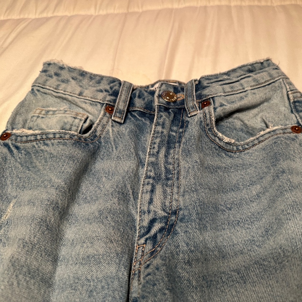 Jeans - Picture 4 of 5